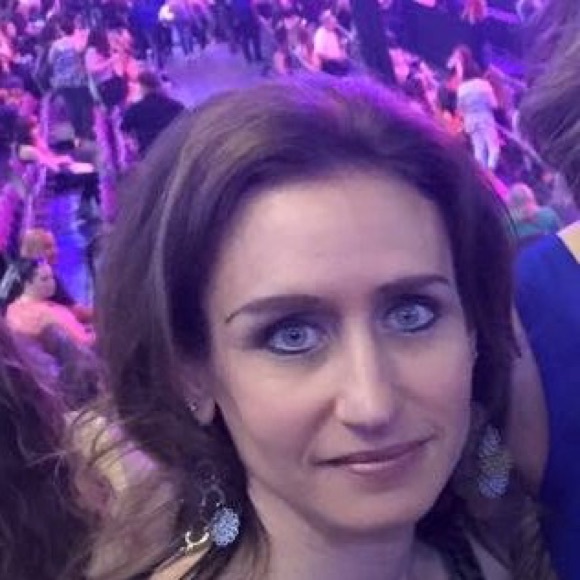 Meet your Posher, Melissa - Picture 1 of 1